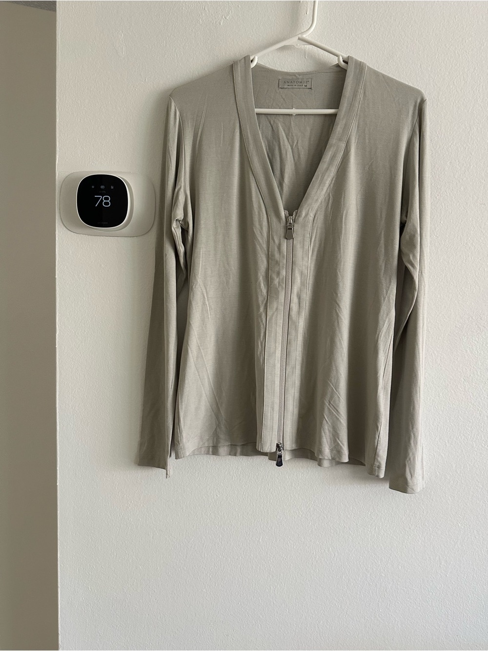Anatomie Women's Long-Sleeve Cardigan Shirt - Light Gray tan medium - Picture 2 of 7